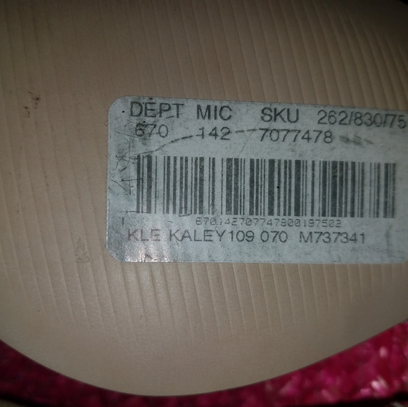 Gianni Bini "Kaley" heels- Size 7 - Picture 3 of 4